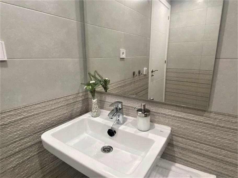 XV Apartamentos Morales & Arnal Estepona Extérieur photo